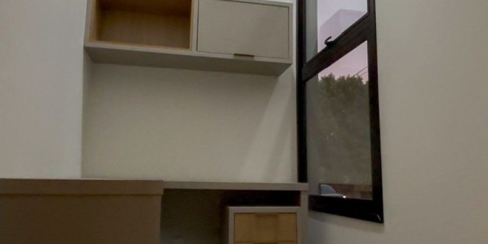 1bd073b4-12df-475b-9c31-c0194b3e3f5b