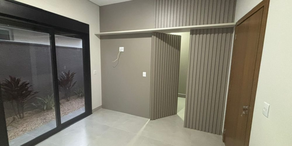 22f03304-851a-452c-a033-d5f805c51cf4