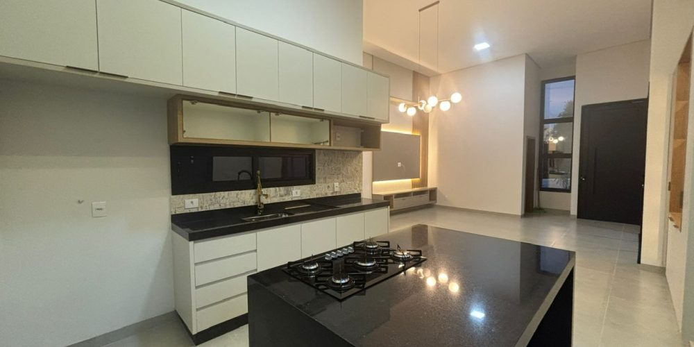 2a52123d-7f9d-453c-a466-9ab029b69d5d