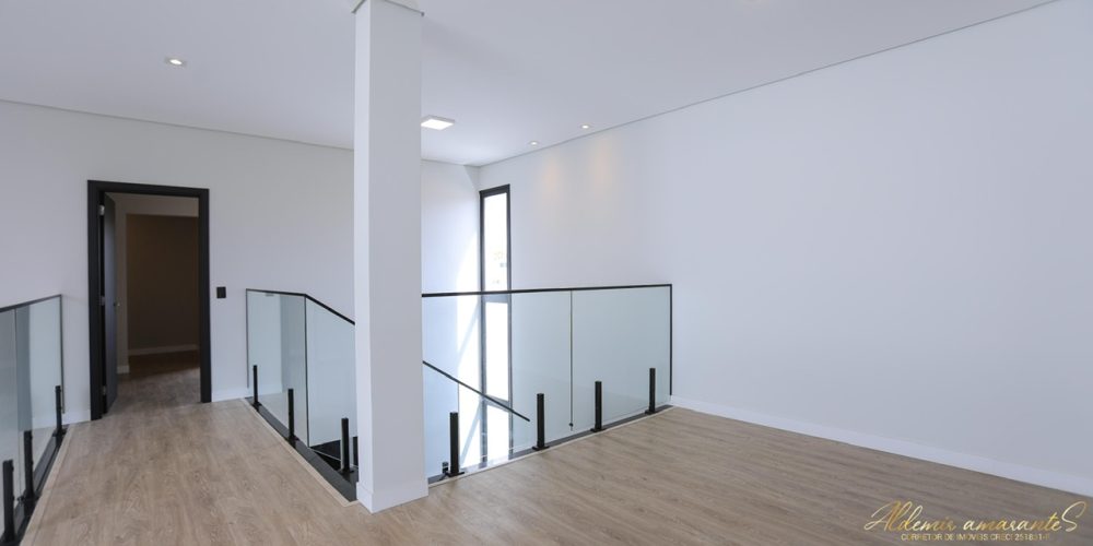 f79c0bcf-7924-425c-b483-ffbb9c3e9d3a