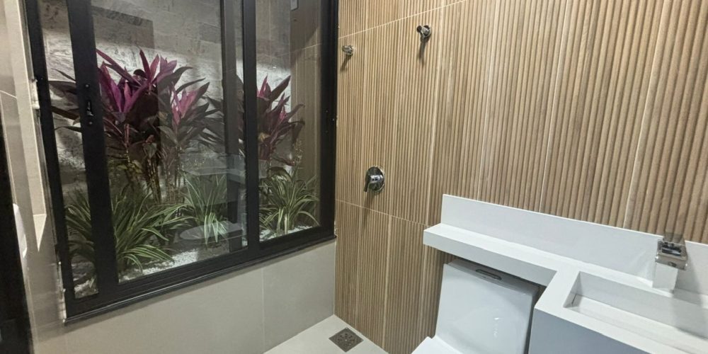 f83a8370-b73d-4648-a007-30ef21227555